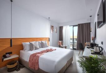 Meramaglia Hotel has Balcony rooms