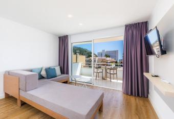 Apartament Massanet 2b has Balcony rooms