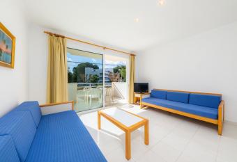 Apartament Massanet bc has Balcony rooms