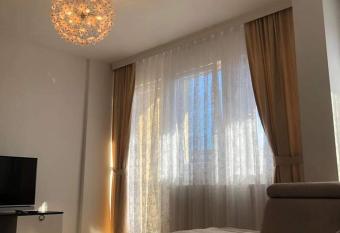 Dreni Apartment 2 allows 18 year olds to book a room