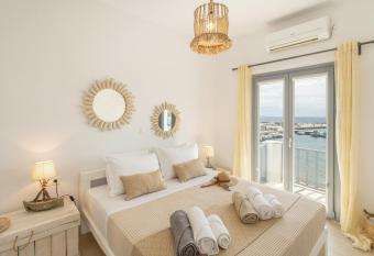 Yialos Rooms has Balcony rooms