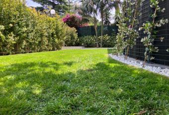 Villa Etna Relax Sicily -Peaceful & family friendly villa has Balcony rooms