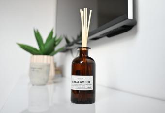 White Apartment Zvezdara has Balcony rooms