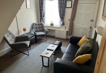 Historic Town Centre Cottage allows 18 year olds to book a room