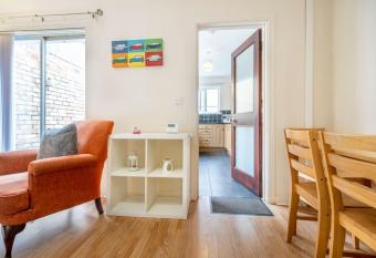 Central 3 bedroom house has Balcony rooms