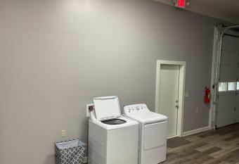 Rocky Springs Lodge has Balcony rooms