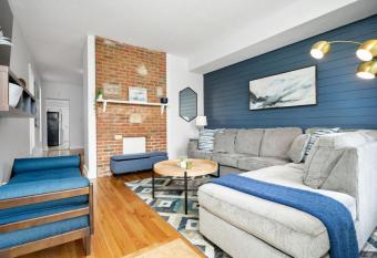 Spacious 3 Bedroom bear OSU and High St allows 18 year olds to book a room