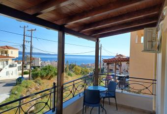 Kanelli  s apartments has Balcony rooms