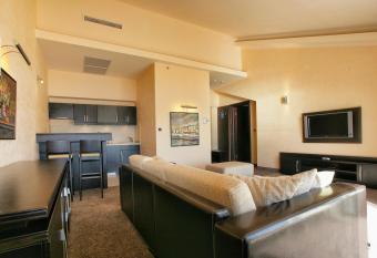 Monte Casa SPA & Wellness has Balcony rooms