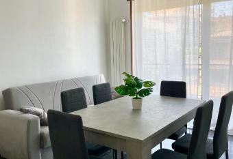 A Due Passi dal Castello - Appartamento con Vista has Balcony rooms