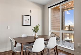 Kasa Rino Denver has Balcony rooms