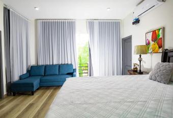 Hotel, Cocoview Valle de angeles has Balcony rooms