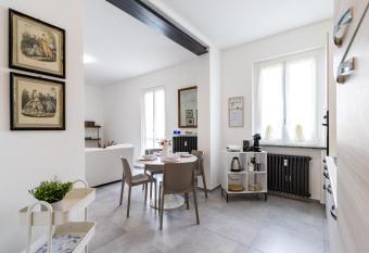 Arona 85 - Cozy apartment - Wi-Fi - NETFLIX has Balcony rooms