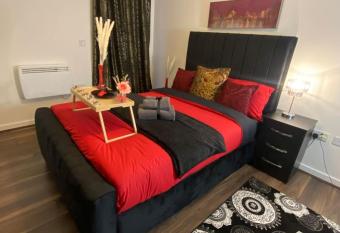 Top floor Near Station Balcony View has Balcony rooms