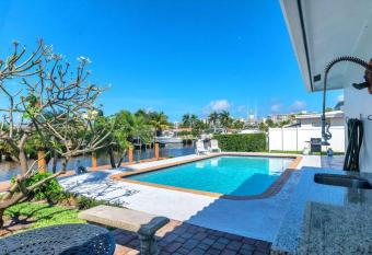 Sensational Pompano Canal View Villa W/Heated Pool has Balcony rooms