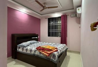 Stay Bricks has Balcony rooms