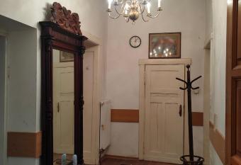 Olsztyn, przy filharmonii allows 18 year olds to book a room