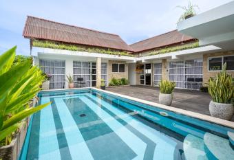 LOLO APARTMENT 1 has Balcony rooms