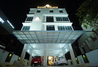 Royal Palace allows 18 year olds to book a room