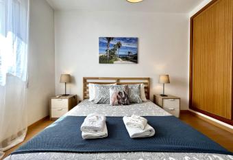 Alcantarilha Vilalux by Homing allows 18 year olds to book a room