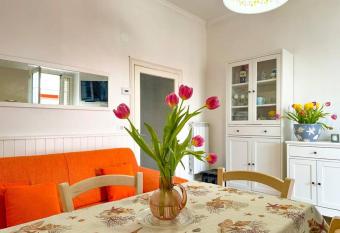 Beach house Gelsomino has Balcony rooms