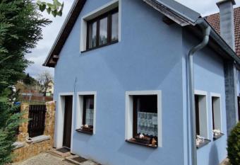 Samostatn   dome  ek has Balcony rooms