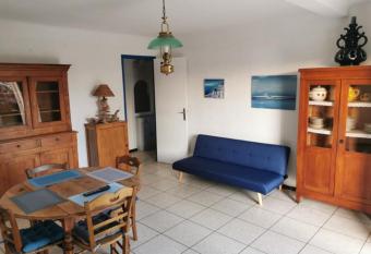 D  sir   has Balcony rooms