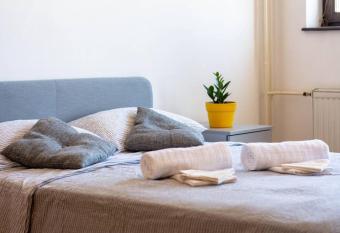 Cozy flower apartment has Balcony rooms