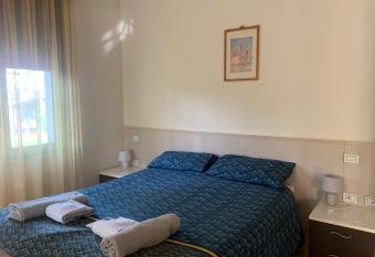 Residenza Il Capitano has Balcony rooms