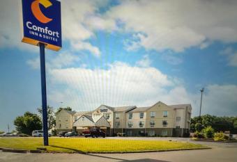 Comfort Inn has Balcony rooms