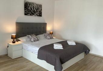 Bucharest Airport Henri Coanda & Therme-SELF CHECK-IN has Balcony rooms