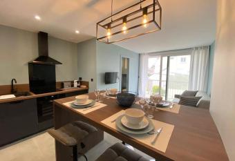 T2 Stella Plage has Balcony rooms