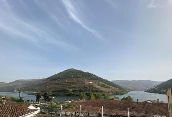 Casa Rocha has Balcony rooms