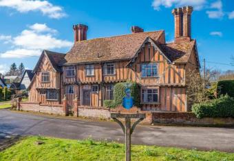Mahala Guest House has Balcony rooms