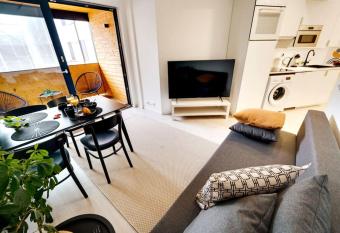 Kaksio+parveke. Unelma sijainti Tampereella! has Balcony rooms