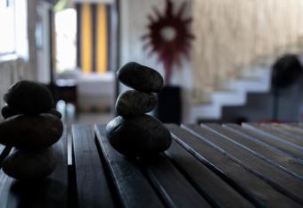 Endemic Inn Veracruz allows 18 year olds to book a room