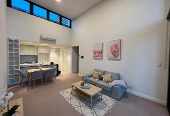 Han Home 2 bedroom 2 bath app Rhodes has rooms with a private hot tub