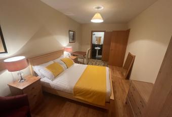 Elegant Rooms and Suites in Knock has Balcony rooms