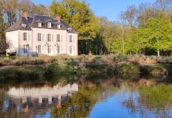 Domaine de Charnay Vierzon Plaisance Sologne - Des chambres d exception c  t   for  t, d  licieusement chauff  es allows 18 year olds to book a room