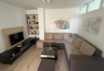 Eni has Balcony rooms