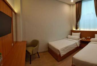 AYMAN SYARIAH HOTEL has Balcony rooms