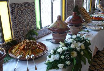 Hotel Continental has Balcony rooms