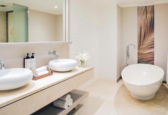 InterContinental Mauritius Resort Balaclava Fort, an IHG Hotel allows 18 year olds to book a room