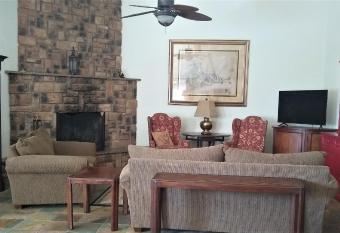 3-Bedroom Apartment with Patio has Balcony rooms