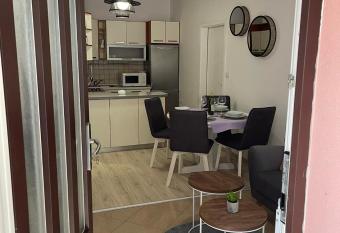 Apartments Lovro has Balcony rooms