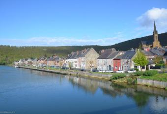 Gite d l ardoise Priv   has Balcony rooms