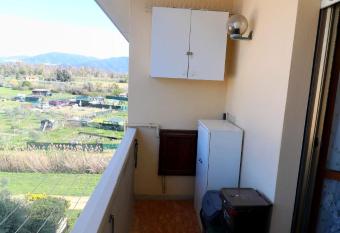 Maremma Holidays : Lisbona Apartment allows 18 year olds to book a room