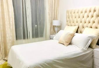 Midrand Siena Sun Luxury Suites 3 with water reserve has rooms with a private hot tub
