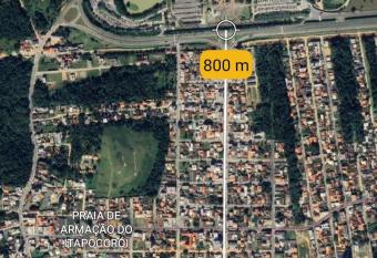 Su  tes a 100m da praia e 800m do Beto Carrero allows 18 year olds to book a room