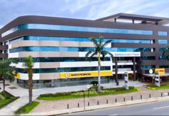 Amplia suite en Samborondon has Balcony rooms